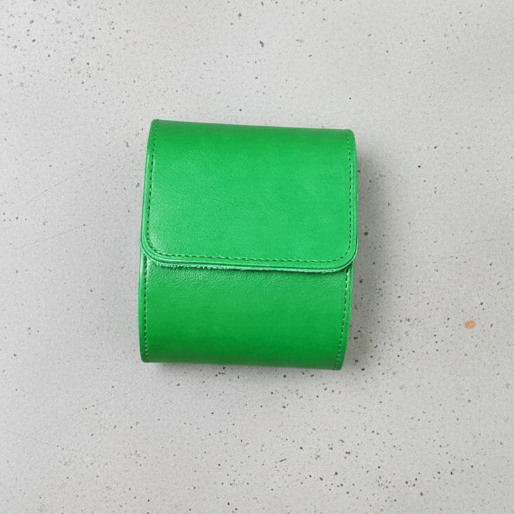 Light leather green 1 watch roll
